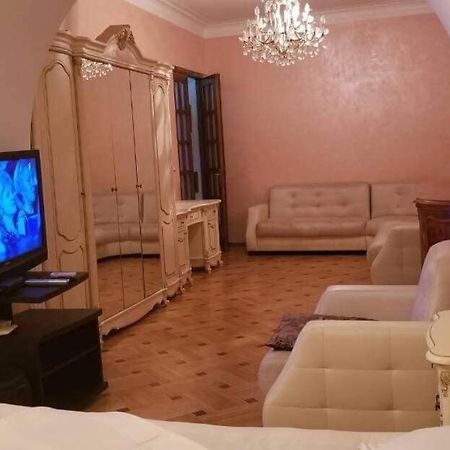 Apartment Irma Rustaveli 57 Батумі Екстер'єр фото