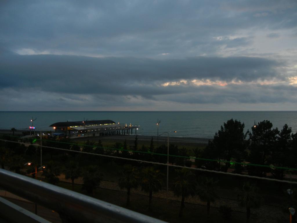 Apartment Irma Rustaveli 57 Батумі Номер фото