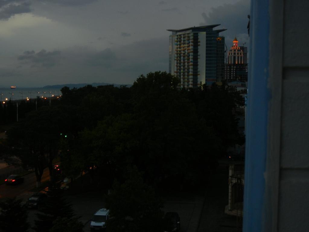 Apartment Irma Rustaveli 57 Батумі Екстер'єр фото