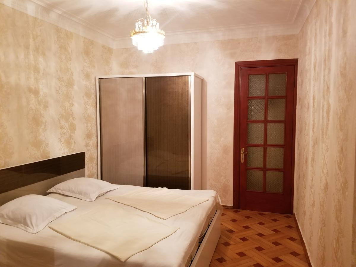 Apartment Irma Rustaveli 57 Батумі Екстер'єр фото