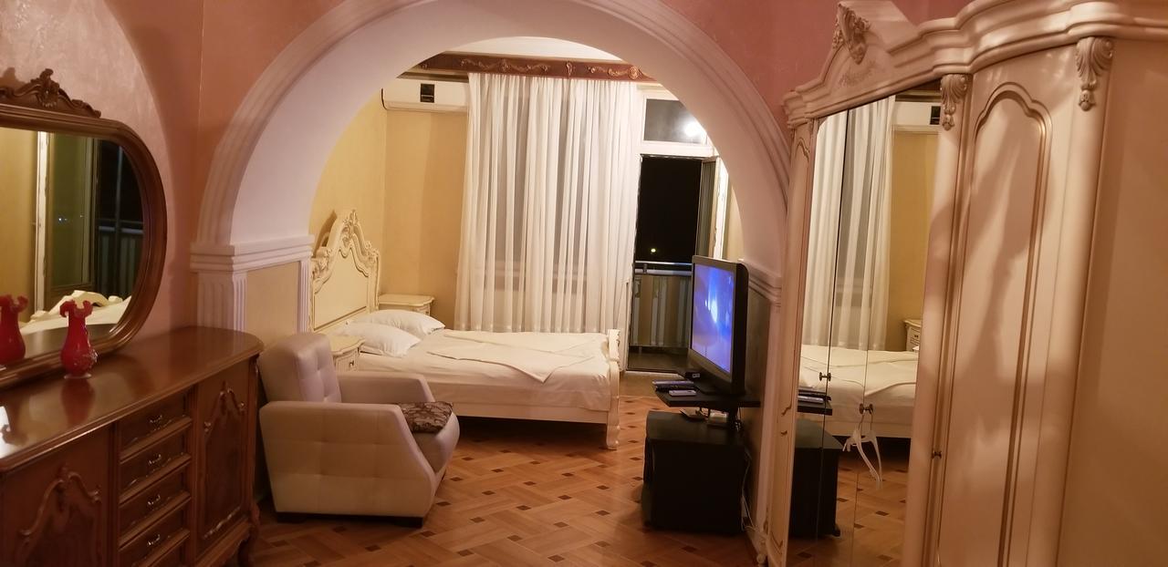 Apartment Irma Rustaveli 57 Батумі Екстер'єр фото